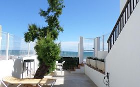 Apartamento primera linea de playa WIFI gratis
